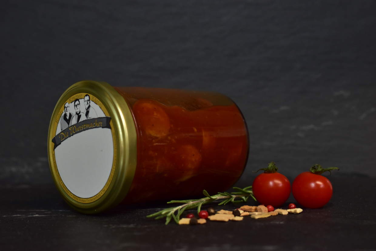 Currywürstchen im Glas